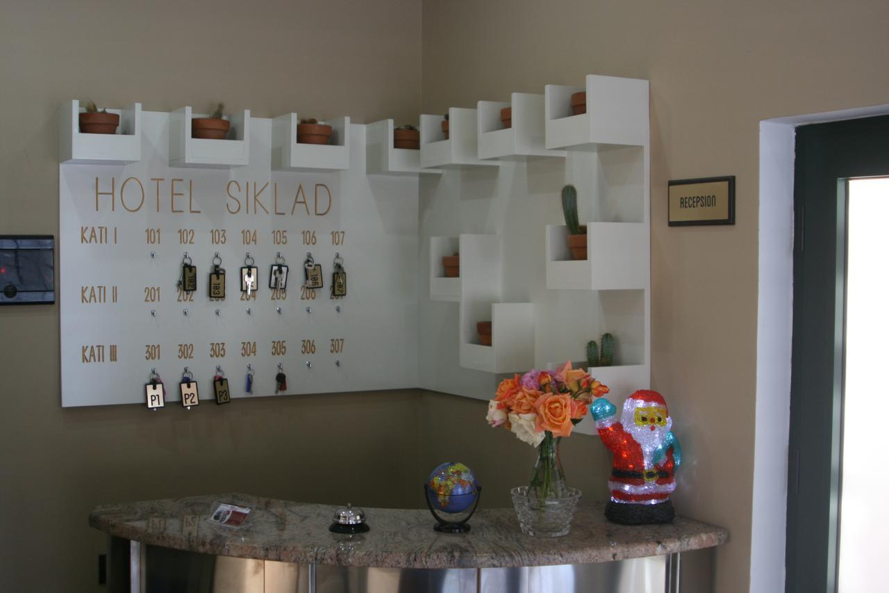 Hotel Siklad Lezha Kültér fotó